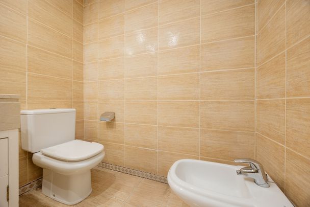 Apartment in Nueva Andalucía, Costa del Sol - Photo 1