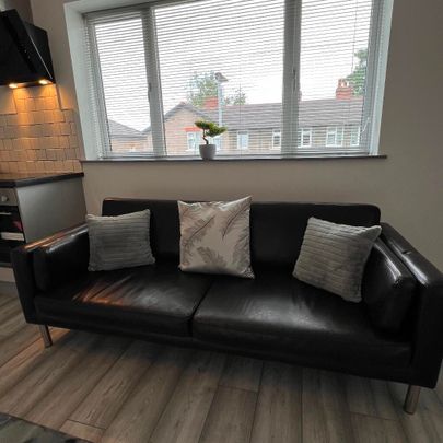 Broadbent Avenue, Latchford, Warrington, WA4 1PX - Photo 1