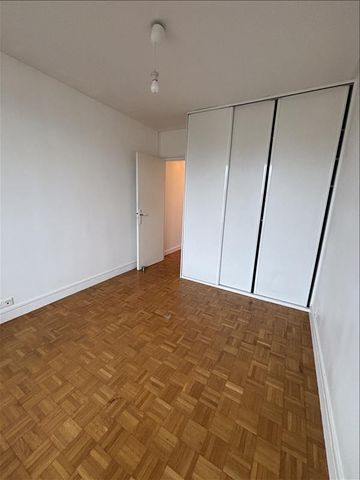 3 pièces - 65,83 m² - 4ème étage - Colocation non autorisée - Photo 4
