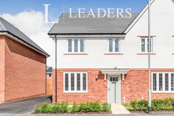 3 bedroom semi-detached house to rent - Photo 1