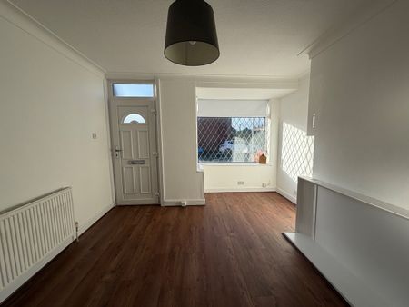 2 Bed Terraced House, Dalton Avenue, LS11 - Photo 3
