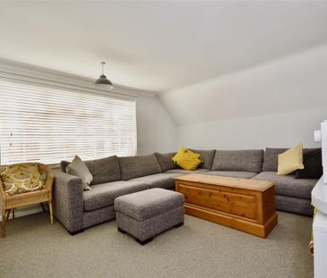 2 bedroom detached house to rent - Photo 3