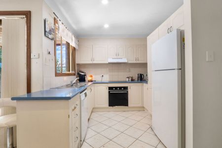 Spacious Family Comfort - Photo 4