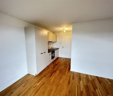 Moderne et proche des commerces - Photo 2