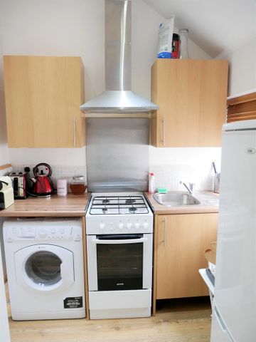 1 bedroom flat to rent - Photo 5