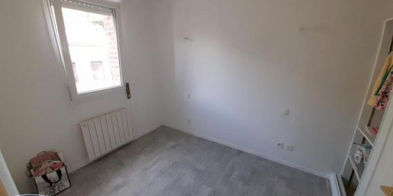 Location Appartement 2 pièces 38m² ARMENTIERES 59280 - Photo 3