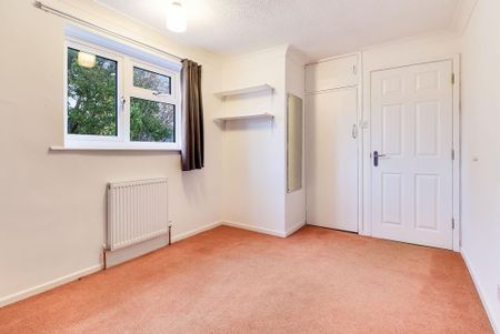 3 bedroom semi-detached house to rent - Photo 4