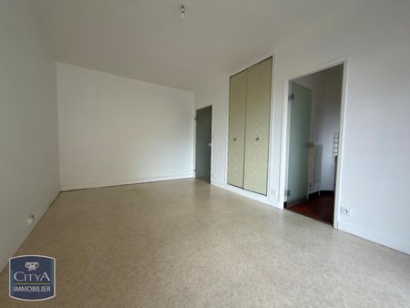 Location Appartement 1 pièce 27m² BRIVE LA GAILLARDE 19100 - Photo 4