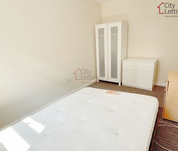 1 Bedroom Flat - Photo 1