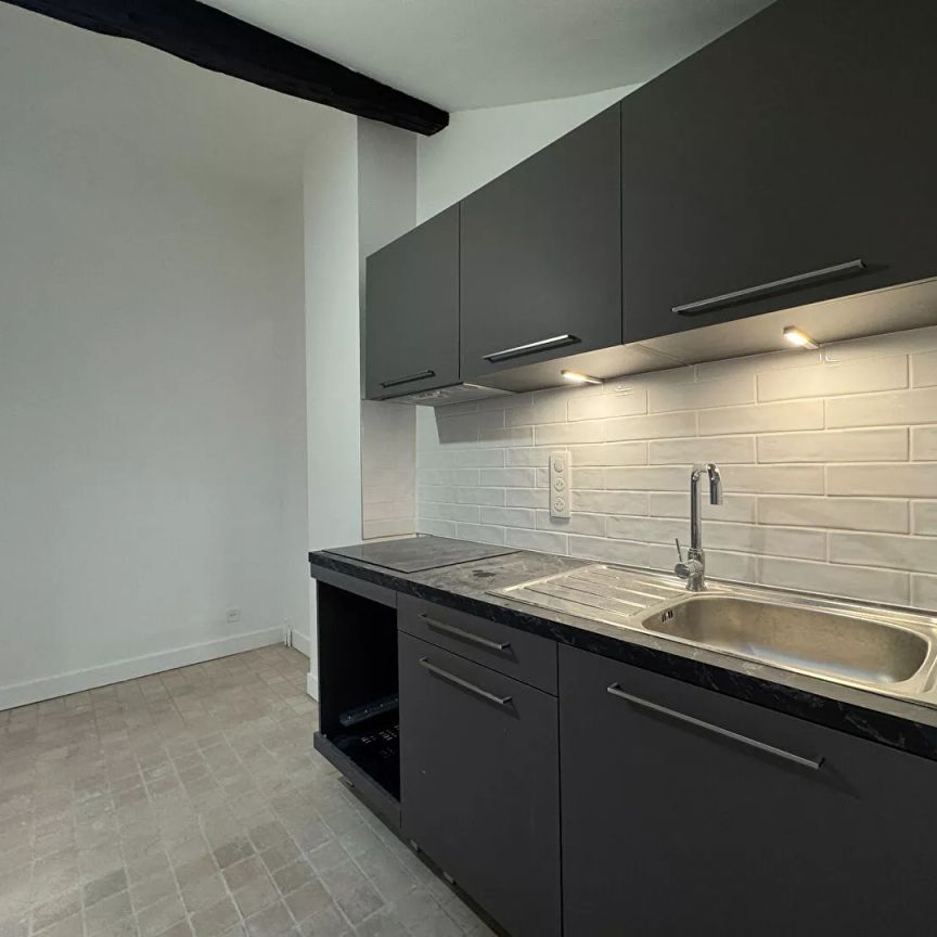 A louer, dans le coeur historique de Périgueux, bel Appartement T1 entièrement restauré - Photo 1