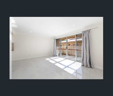 Fully Renovated Ground Floor Apartment in Boutique Block – Prime So... - Photo 2