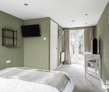 4 bedroom semi-detached house to rent - Photo 3