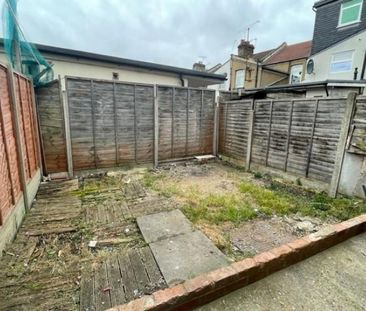 3 Bedroom House To Let - Photo 6