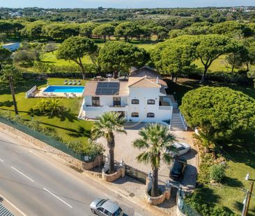 Moradia T4 em Faro - Photo 1