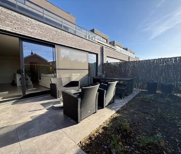 Gelijkvloers twee- slaapkamerappartement met autostaanplaats in Meu... - Photo 3