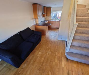 2 bedroom semi-detached house to rent - Photo 1