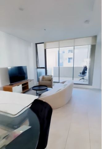 10 Sonny Leonard st, Sydney - Photo 2