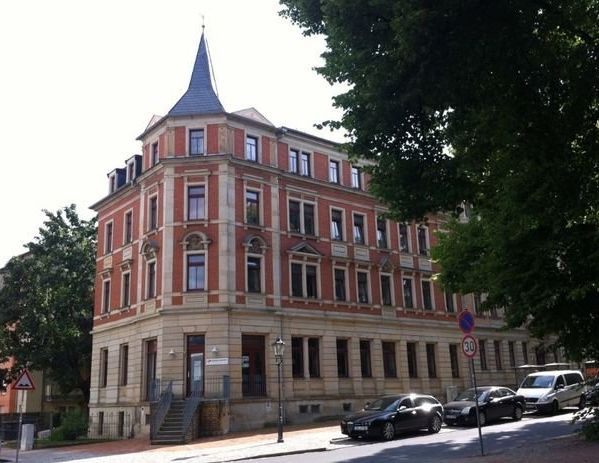 Sanierte 2-Zimmer Wohnung direkt am Bonhoeffer Platz mit guter Verbindung zum ÃPNV - Foto 1