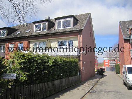 Glashütte - gepflegte Wohnanlage - großzügige Dachwohnung mit Küche, Holzparkett, Wannenbad, 3.OG - Foto 2