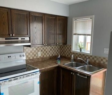 For Lease - 271 Thames Street Unit# 6, Ingersoll, Ontario - Photo 3