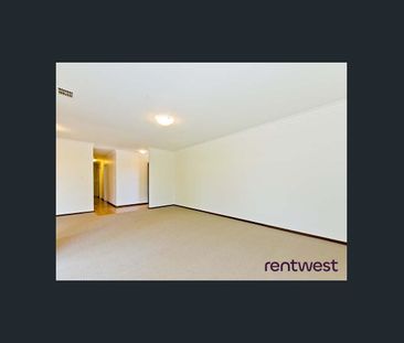 HOMELY CHARACTER VILLA IN ALFRED COVE - Photo 5