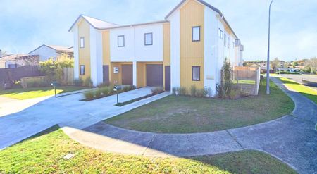 Furnished 2-Bedroom Apartment with Power and Internet Included! - Photo 2