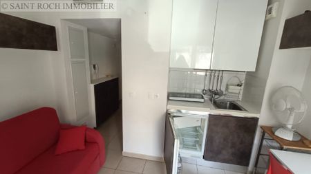 Location Appartement 1 pièce 20m² NICE 06300 - Photo 2