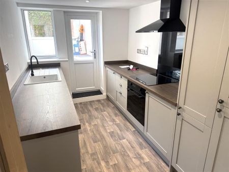 Elm Road, Div[Itemprop='Addresslocality'] - Photo 5