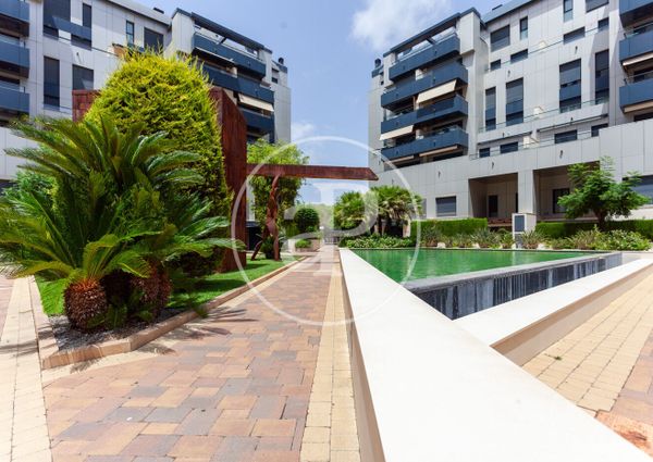 Flat for rent with swimming pool in Ciutat Jardí (Valencia)