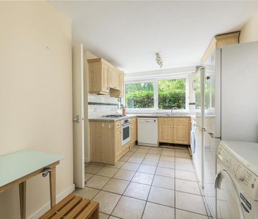 3 bedroom terraced house to rent - Photo 1