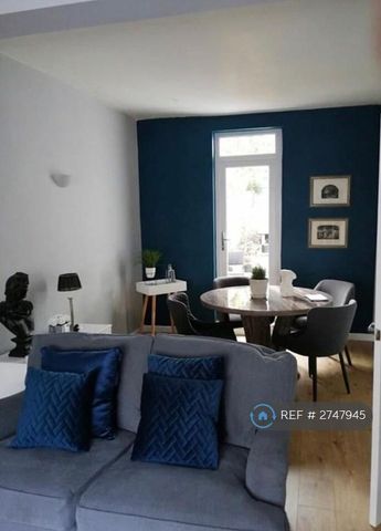 3 bedroom terraced house to rent - Photo 4