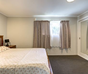 129b Boundary Road - FULLY FURNISHED - Photo 2