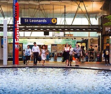 Modern, Contemporary Decor Fully Furnished & Equipped - Photo 3