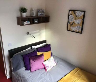 Classic En-Suite Kentish House - Photo 5