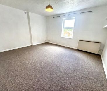 Two Bedroom Apartment To Let in Cauldwell Hall Road - Photo 5