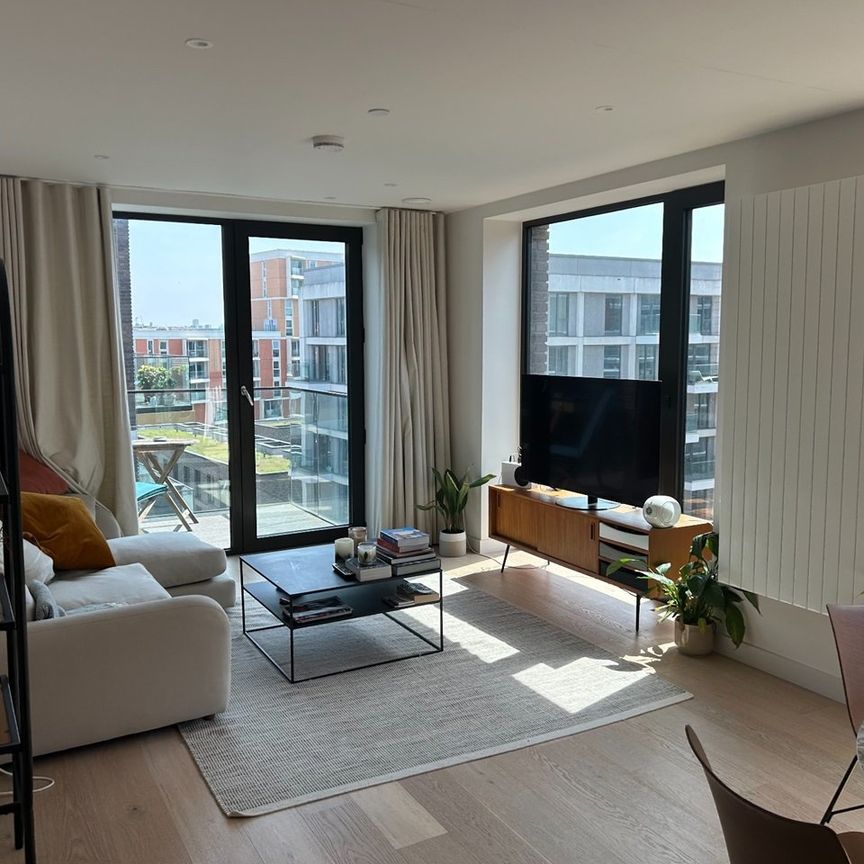 1 Bed Flat, John Cabot House, E16 - Photo 1