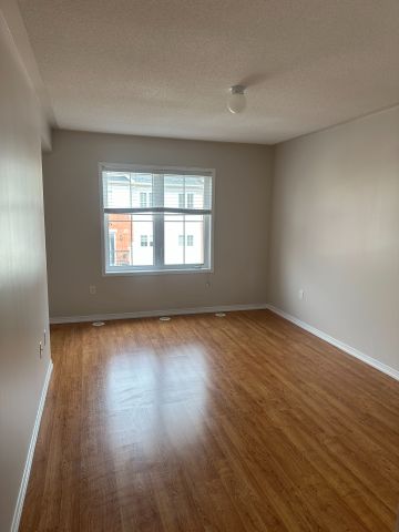 For Lease - 2476 Post Road Unit# 6, Oakville, Ontario - Photo 2