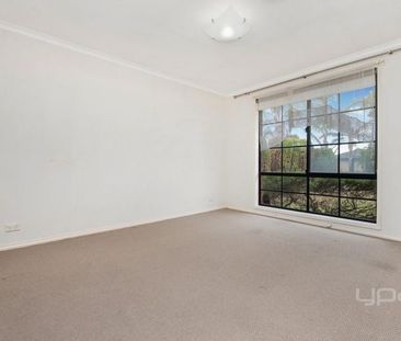 Perfect Family Home - Photo 6