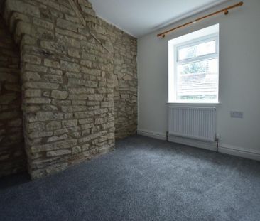 2 Bedroom End Terrace To Let - Photo 5