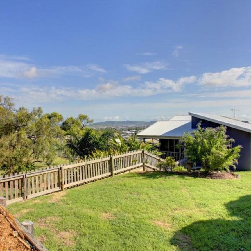 Capturing Views of Townsville & Magnetic Island - Photo 1