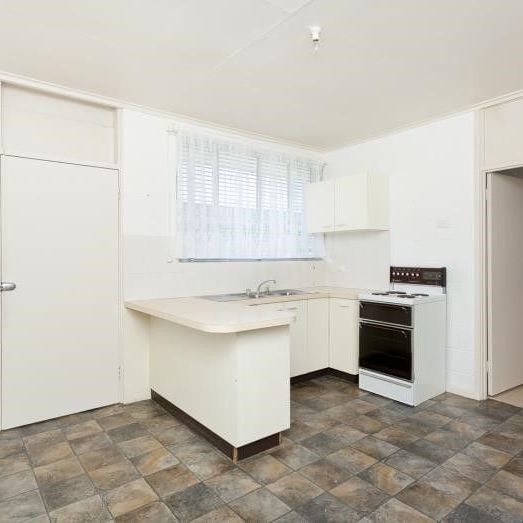 1/13 Adams Street, Queanbeyan - Photo 1