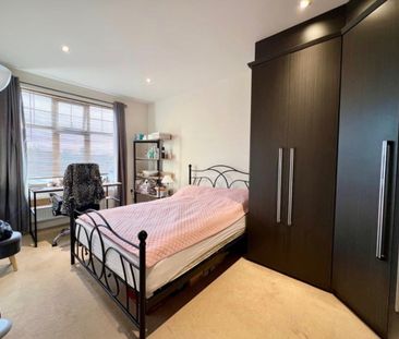 Room in a Shared House, Brunswick Avenue, N11 - Photo 1