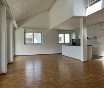 Helle 5.5 Zimmer- Maisonette Wohnung an zentraler Lage - Foto 2