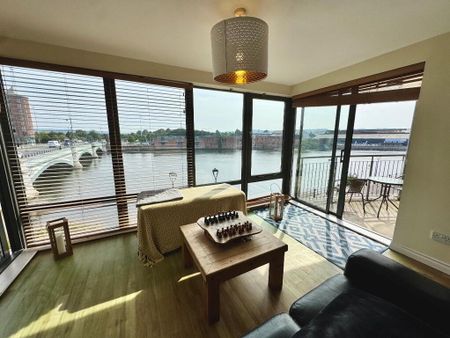 38 St Georges Harbour, Belfast, BT1 3SG - Photo 2