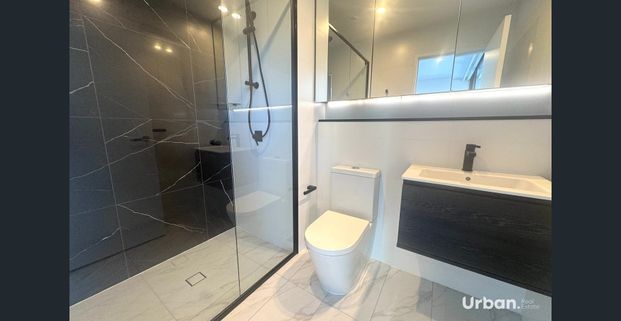 Modern Living in a Vibrant Urban Community - Photo 1