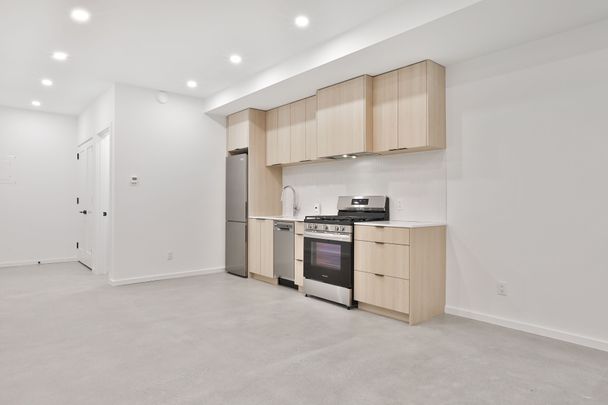 For Lease - 28 Salem Avenue Unit# 4, Toronto, Ontario - Photo 1