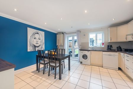 3 bedroom town house to rent - Photo 5