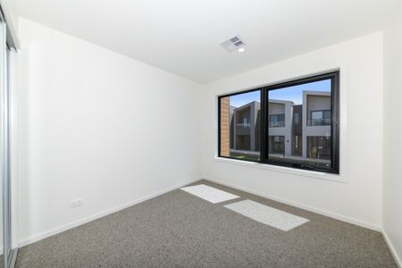 Modern Living in the Heart of Whitlam - Photo 2