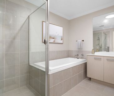 37 Mantle Avenue, North Richmond NSW 2754 - House For Rent | Domain - Photo 2