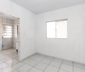 Casa para alugar com 40m², 1 quarto e sem vaga - Foto 2